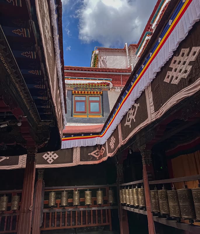 Jokhang Temple detail view 3